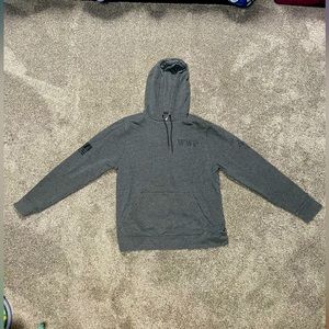 Under Armour Men’s medium Wounded Warrior Foundation cold gear hoodie